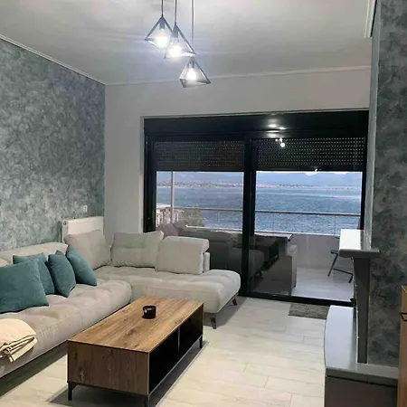 Premium Luxury With Breathtaking Views לוטראקי